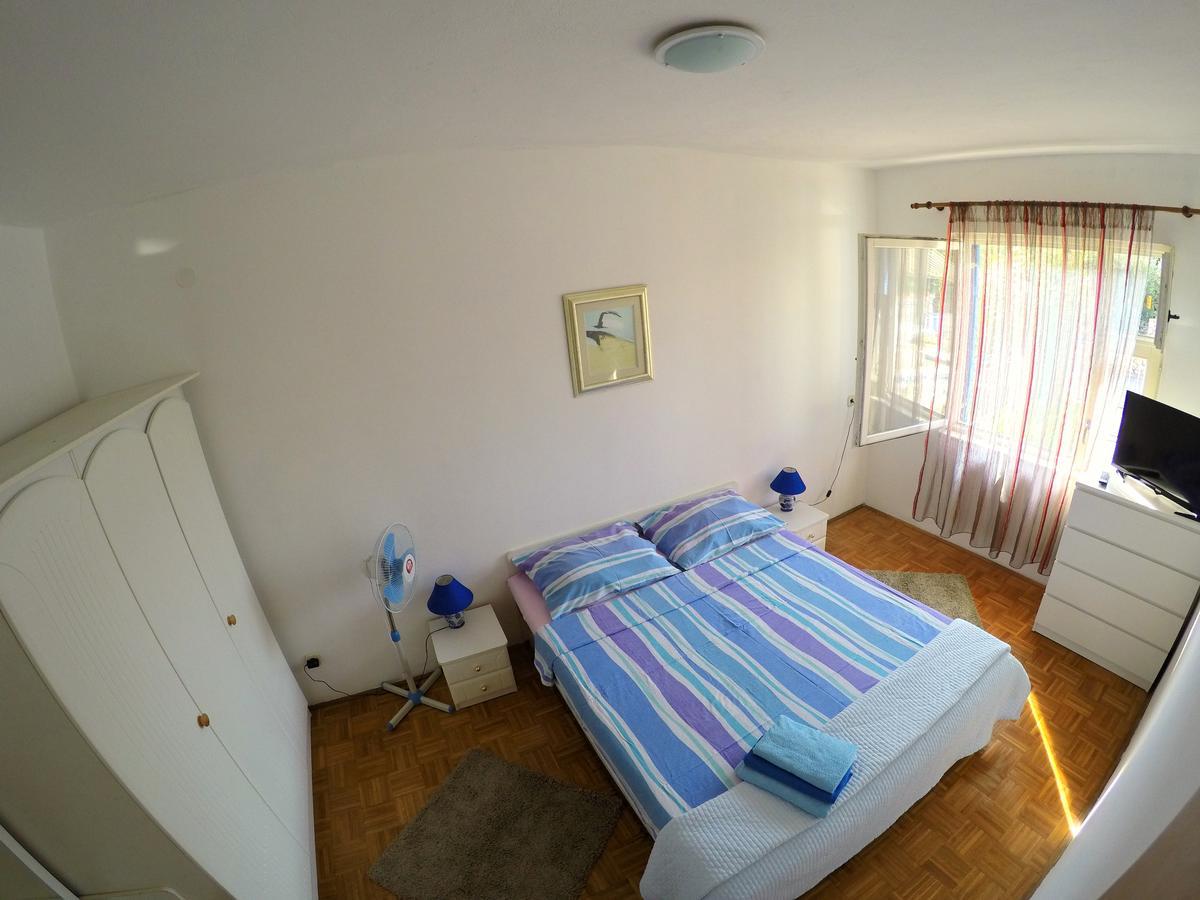 Blue City Apartment'S Repic Biograd Na Moru Eksteriør billede