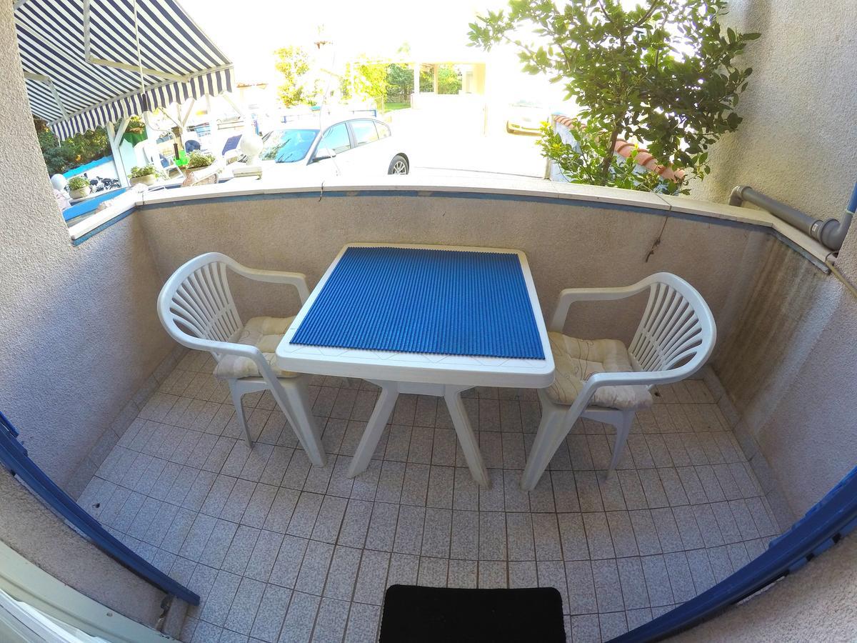 Blue City Apartment'S Repic Biograd Na Moru Eksteriør billede